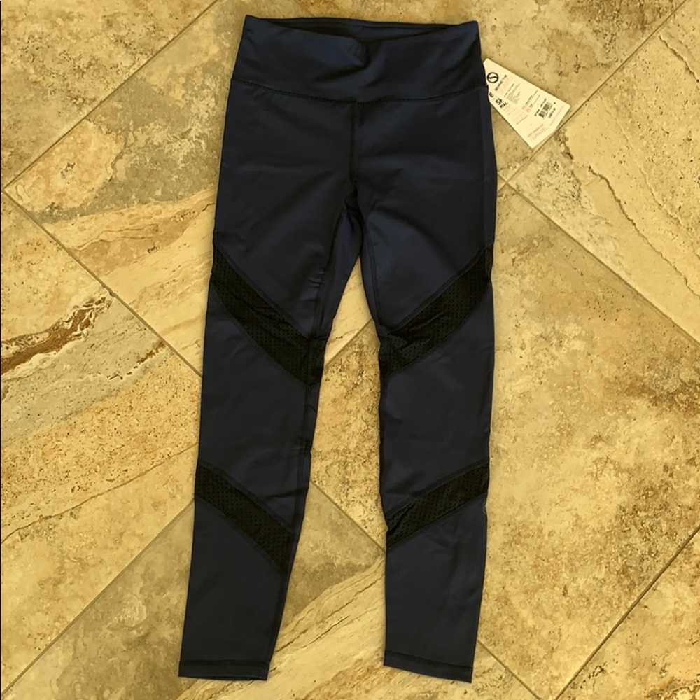Navy workout leggings